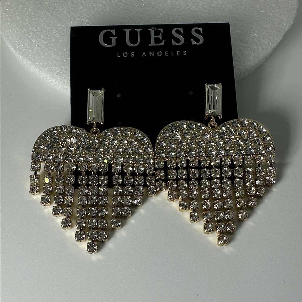 💛💎NWT GUESS Gold Tone Crystal Heart Dangle Statement Earrings Chandelier Sparkle - Picture 14 of 16
